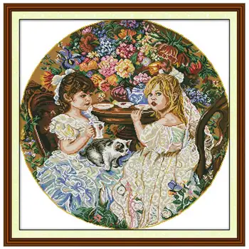 Two little girls counted printed on the canvas 11CT 14CT DIY kit Cross Stitch embroidery needlework Sets home decor
Two little girls counted printed on the canvas 11CT 14CT DIY kit Cross Stitch embroidery needlework Sets home decor