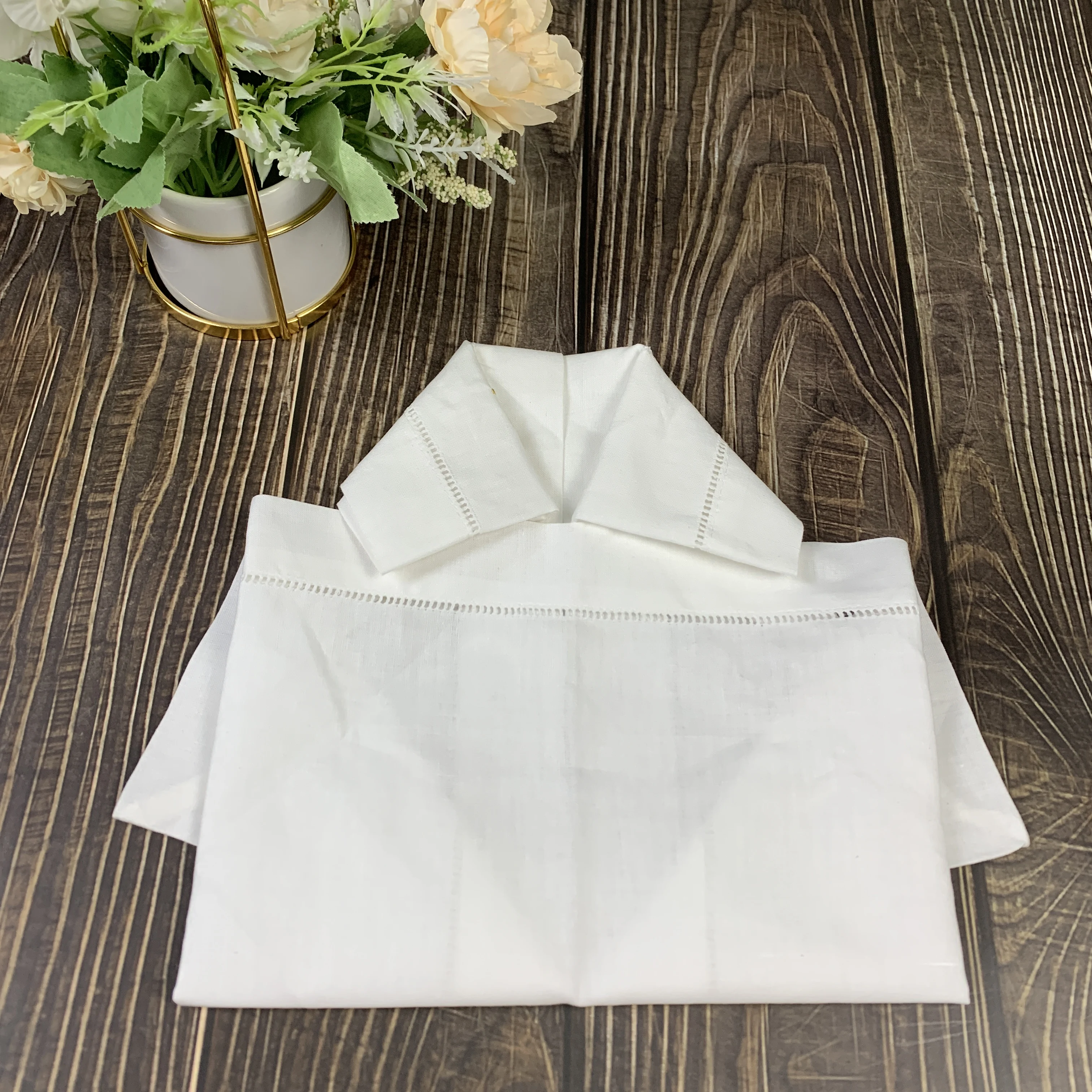 

cloth napkins Monogrammed Dinner Napkins White linen Hemstitch Table Embroidered Initial 12 PCS
