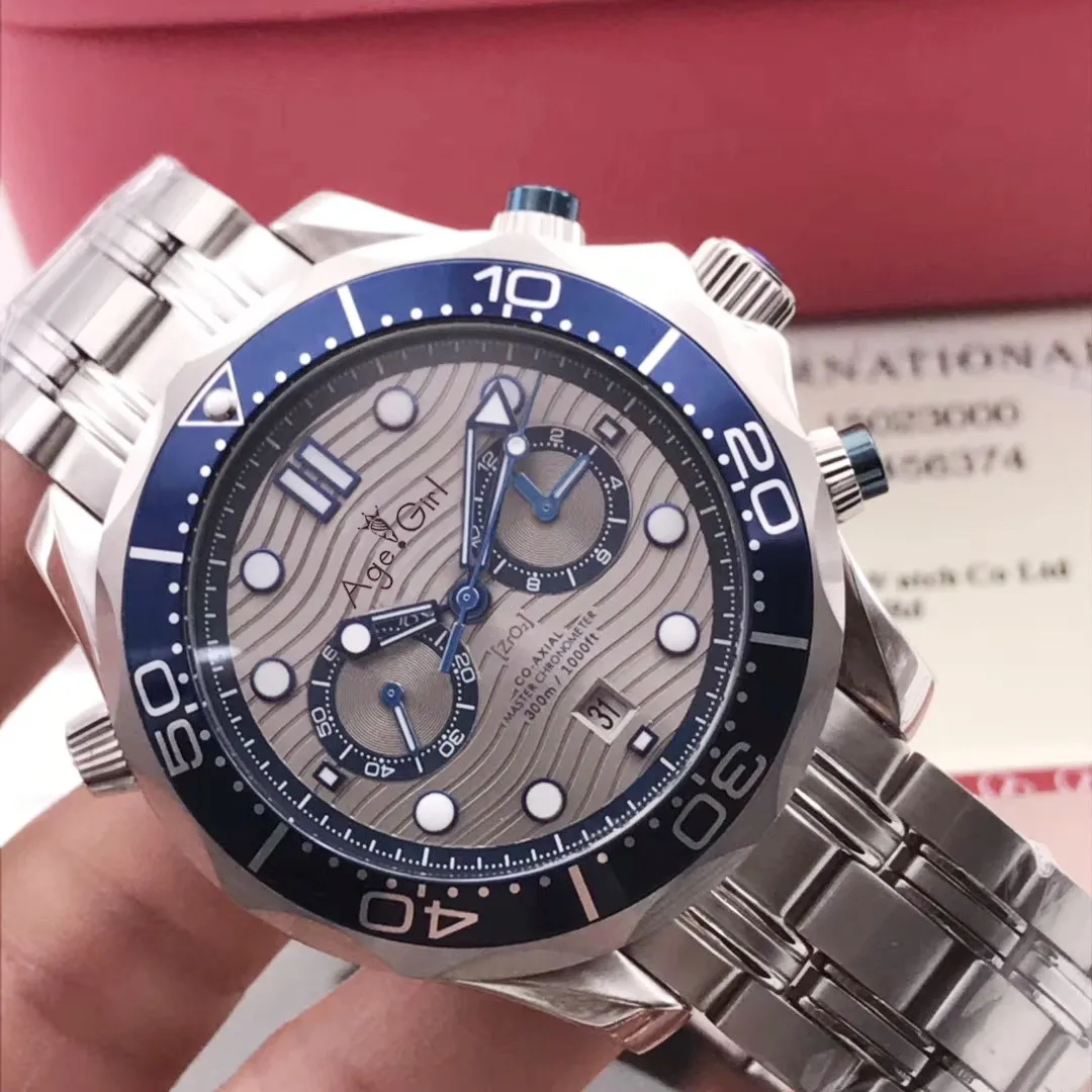 Luxury Brand New Men Automatic Mechanical Watch Silver Grey Dial James Bond 007 Blue Ceramic Bezel Sapphire Master Watches 44MM
Luxury Brand New Men Automatic Mechanical Watch Silver Grey Dial James Bond 007 Blue Ceramic Bezel Sapphire Master Watches 44MM