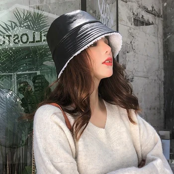 Men's and Women's Bucket Hats Winter Warm Plush Soft Outdoor Flat Fishing Hat Leisure Panama Fisherman Hat Art Small Leather Hat
Men's and Women's Bucket Hats Winter Warm Plush Soft Outdoor Flat Fishing Hat Leisure Panama Fisherman Hat Art Small Leather Hat