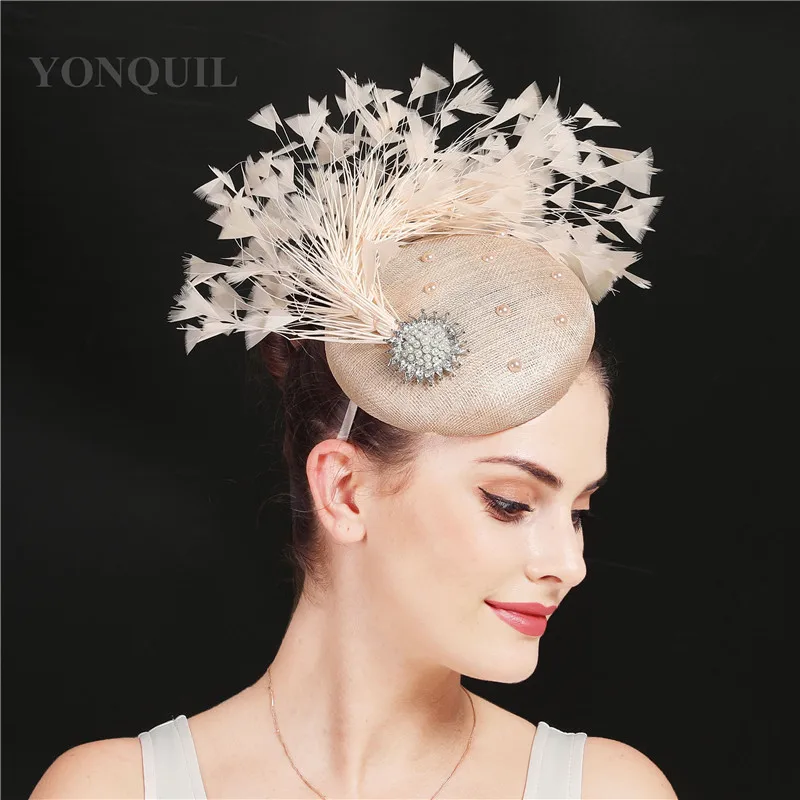 

Nice 4-Layer Sinamay Feather Women Fascinators Hat Vintage Cocktail Church Headpiece Elegant Ladies Wedding Fedora Hats Headband