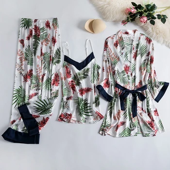 Spring Summer New Printed Pajama Woman Long Sleeve Trousers Three Suit Sexy Imitation Ice Silk Home Wear Thin Bathrobe Халат
Spring Summer New Printed Pajama Woman Long Sleeve Trousers Three Suit Sexy Imitation Ice Silk Home Wear Thin Bathrobe Халат