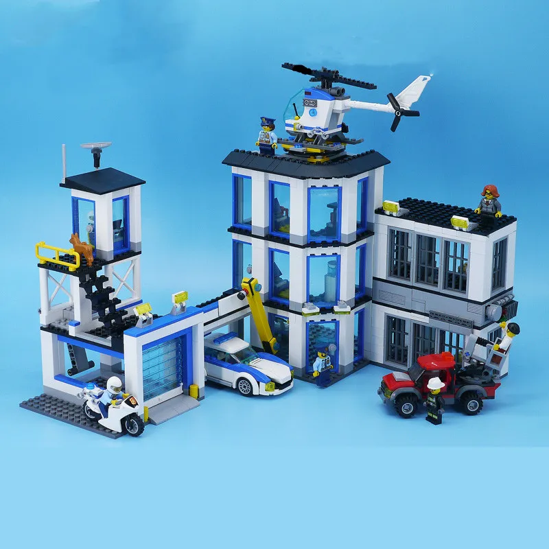 New 02020 965Pcs City Police Station Set bricks Compatible With 60141 Building Blocks Bricks Toys for Children Gifts
New 02020 965Pcs City Police Station Set bricks Compatible With 60141 Building Blocks Bricks Toys for Children Gifts