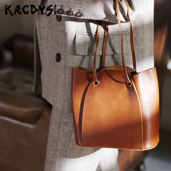2020 Design Famous Brand Women Handbags Fashion Luxury Girl Casual Tote Real Leather Top-handle Bags Cowhide Tote Shoulder Purse 
2020 Design Famous Brand Women Handbags Fashion Luxury Girl Casual Tote Real Leather Top-handle Bags Cowhide Tote Shoulder Purse