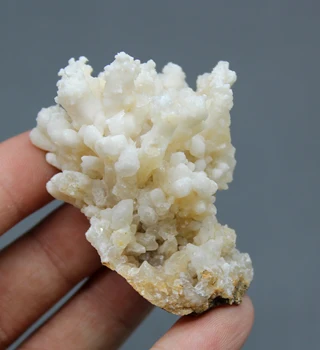 54g Natural hydrozincite Crystal flower mineral crystal specimen stones and crystals from china
54g Natural hydrozincite Crystal flower mineral crystal specimen stones and crystals from china