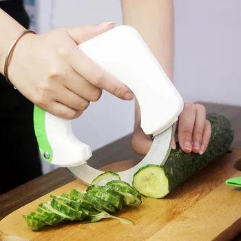 Multifunctional Circular Kitchen Cutter Round Shape Pizza Cutter Cake Bread Pastry Round Cutting Slicer Vegetable Cutter Tools
Multifunctional Circular Kitchen Cutter Round Shape Pizza Cutter Cake Bread Pastry Round Cutting Slicer Vegetable Cutter Tools
