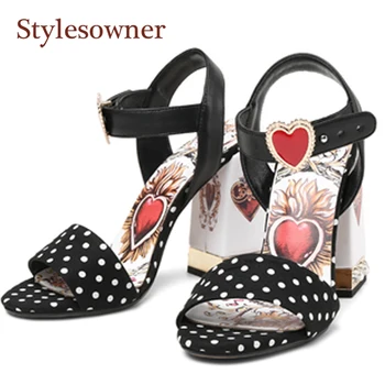 Sexy Super High Heel Pointed Toe Woman Pumps Thin Heels Slip-On Party Rivet Shoes Summer 2021 Fashion Women Large Size 41
Sexy Super High Heel Pointed Toe Woman Pumps Thin Heels Slip-On Party Rivet Shoes Summer 2021 Fashion Women Large Size 41