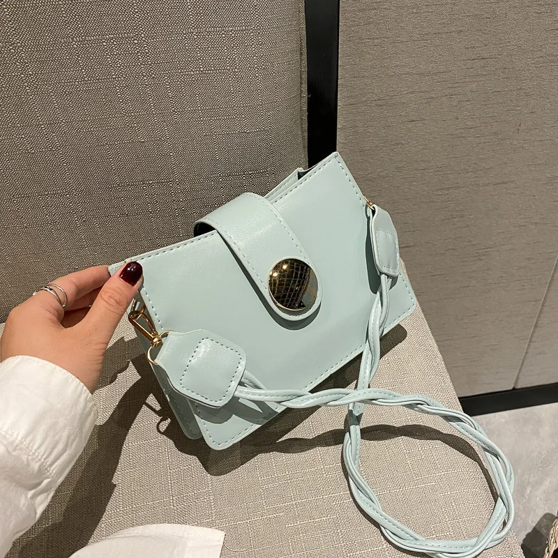Women's 2020 New Fashion High-end Simple Underarm Small Square Bag Wild Ladies Square Shoulder Messenger Bag
Women's 2020 New Fashion High-end Simple Underarm Small Square Bag Wild Ladies Square Shoulder Messenger Bag
