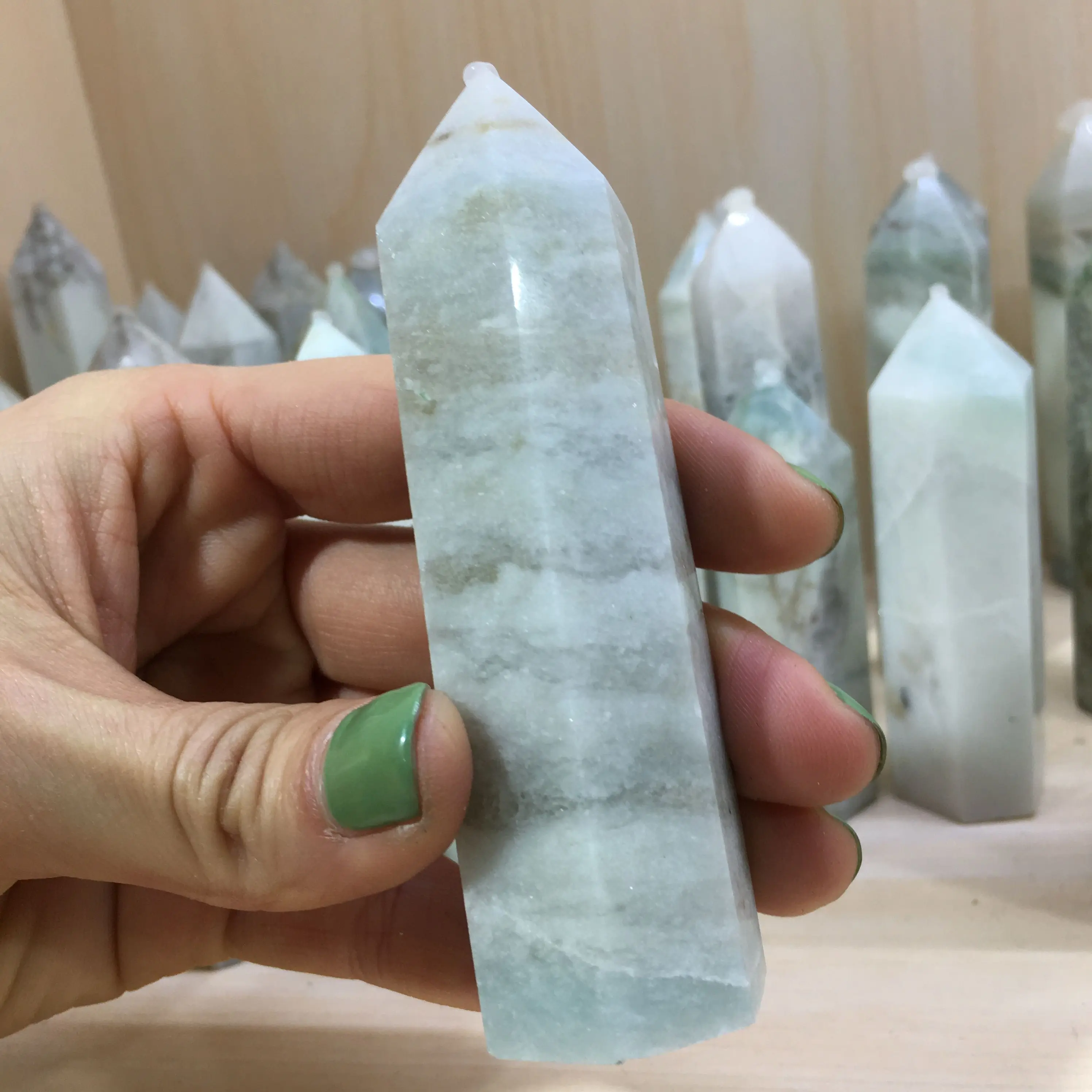 Natural Stone Crystal Point Healing Obelisk Blue Plaque Quartz Wand Beautiful Ornament for Home Decor Pyramid
Natural Stone Crystal Point Healing Obelisk Blue Plaque Quartz Wand Beautiful Ornament for Home Decor Pyramid