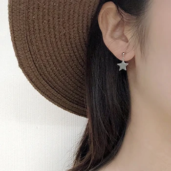 Trendy stud earrings for women,Dangling Moon Star 925 silver earring,minimalist earlobe piercing Accessory party fine jewelry
Trendy stud earrings for women,Dangling Moon Star 925 silver earring,minimalist earlobe piercing Accessory party fine jewelry