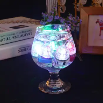 Waterproof Underwater Flash Fishing Light LED Fish Lamps Universal Creative Squid
Waterproof Underwater Flash Fishing Light LED Fish Lamps Universal Creative Squid