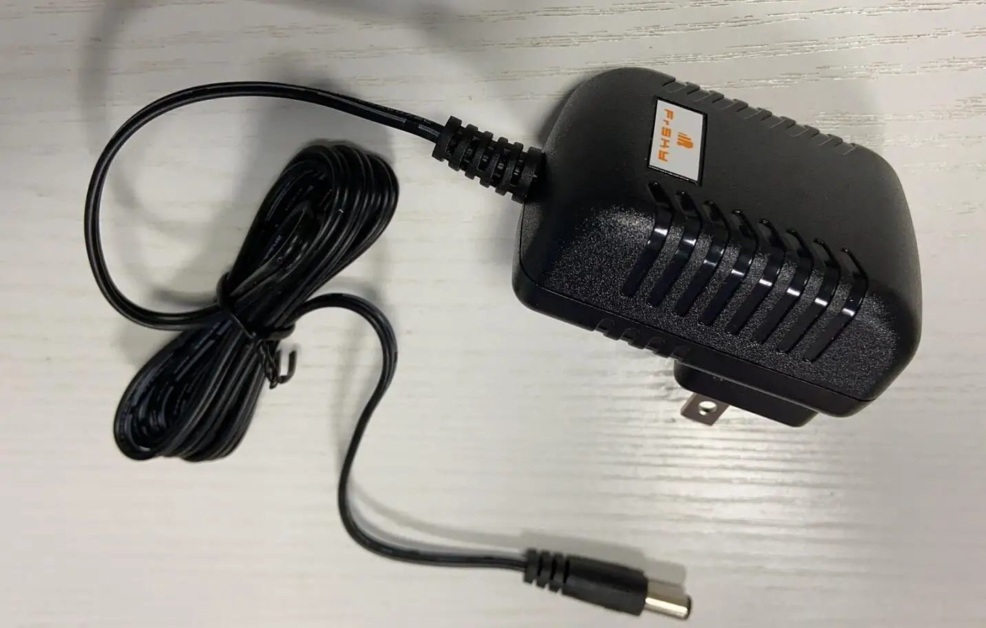Передатчик FRSKY X9D X7 AC100- 110V 220V вход 15V DC 0,5 ma 5,5 адаптер питания зарядное устройство для аккумулятора 2,5/мм Головка YNQX
Передатчик FRSKY X9D X7 AC100- 110V 220V вход 15V DC 0,5 ma 5,5 адаптер питания зарядное устройство для аккумулятора 2,5/мм Головка YNQX