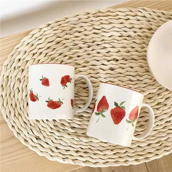 Cartoon Cute Mug Strawberry Print White Reusable Smoothie Creative Mug Nordic Office Tazas Desayuno Kitchen Supplies DE50MK
Cartoon Cute Mug Strawberry Print White Reusable Smoothie Creative Mug Nordic Office Tazas Desayuno Kitchen Supplies DE50MK