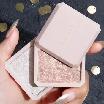 New Double-layer Highlighter Shadow Makeup Face Bronzer Makeup High-gloss High Cosmetic Shimmer Gloss Powder Powder
New Double-layer Highlighter Shadow Makeup Face Bronzer Makeup High-gloss High Cosmetic Shimmer Gloss Powder Powder
