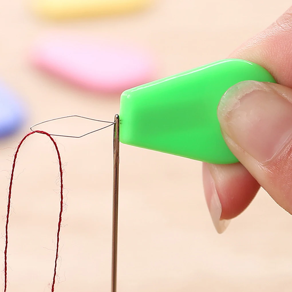 2pcs Plastic Threader DIY Multi-function Wire Loop Stitch Insertion Hand Machine Sewing Tool Random Color
2pcs Plastic Threader DIY Multi-function Wire Loop Stitch Insertion Hand Machine Sewing Tool Random Color