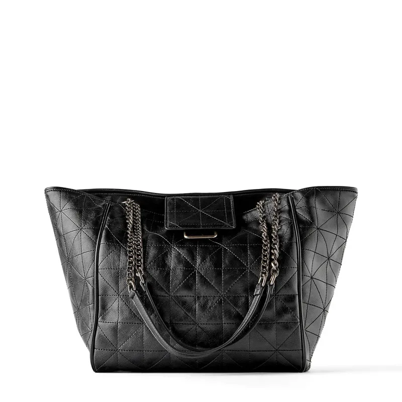 Vintage Women Handbag Large Capacity Soft Leather Ladies Big Totes Chain Design Female Shoulder Bags Bolsas Black Shopping Bags
Vintage Women Handbag Large Capacity Soft Leather Ladies Big Totes Chain Design Female Shoulder Bags Bolsas Black Shopping Bags