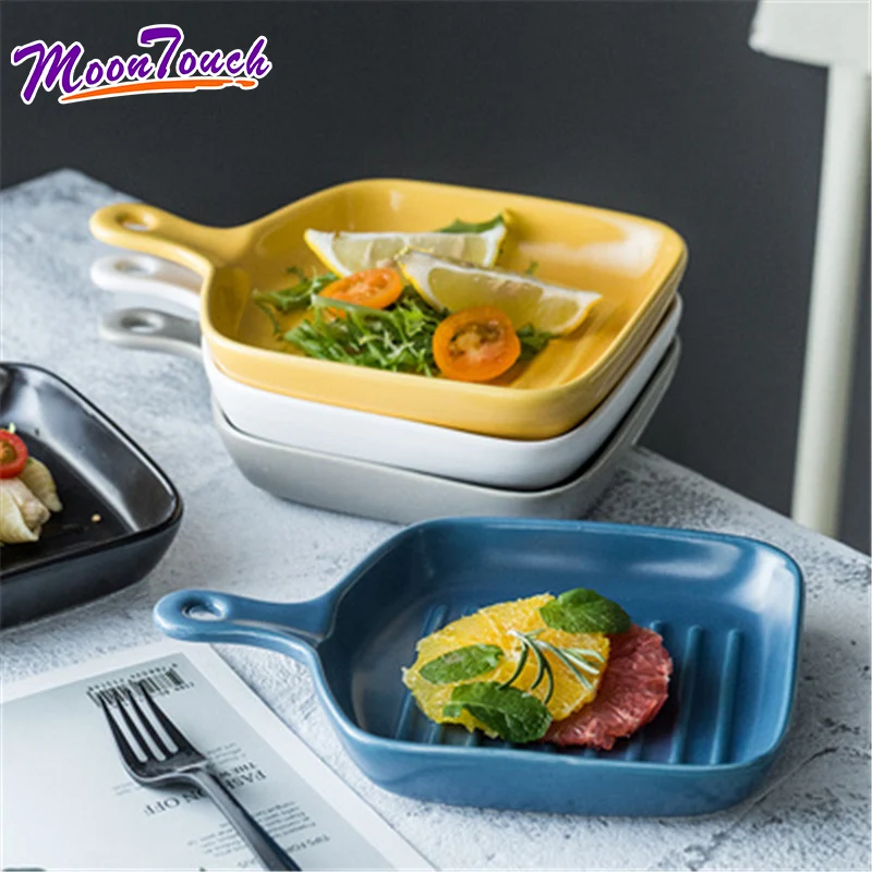 ins Nordic creative ceramic breakfast plate western ceramic single-handle baking tray
ins Nordic creative ceramic breakfast plate western ceramic single-handle baking tray