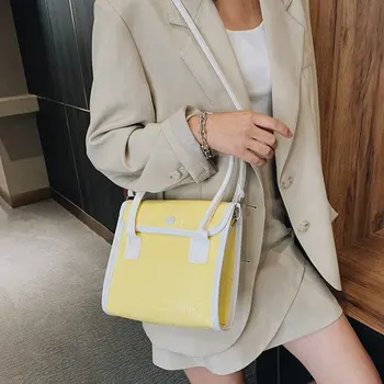 2020 New Arrival Women Bag Fashion Color Women Sling Bag Ins Popular Wrinkle Mini Square Bag Korea Easy Matching Shoulder Bag
2020 New Arrival Women Bag Fashion Color Women Sling Bag Ins Popular Wrinkle Mini Square Bag Korea Easy Matching Shoulder Bag