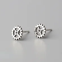 Fashion Simple Metal Gear Stud Earrings for Men's and Women's Punk Tools Earrings Motorcycle Party Jewelry Accessories
Fashion Simple Metal Gear Stud Earrings for Men's and Women's Punk Tools Earrings Motorcycle Party Jewelry Accessories