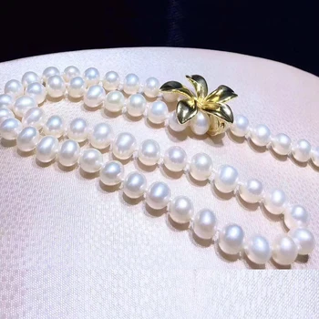 Golden flower buckle natural pearl necklace choker adjustable necklace for women's holiday jewelry gift
Golden flower buckle natural pearl necklace choker adjustable necklace for women's holiday jewelry gift