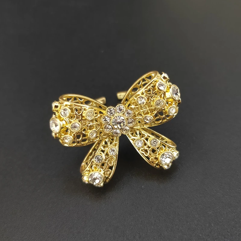 2020 Hot Brand Fashion Party Jewelry For Women Gold Color Bowknot Rings Gold Color Rings Wedding Jewelry Rings Adjustable Rings
2020 Hot Brand Fashion Party Jewelry For Women Gold Color Bowknot Rings Gold Color Rings Wedding Jewelry Rings Adjustable Rings