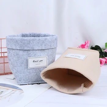 1 Pcs Felt Flower Pots Mini Succulents Planter Pot Letters Print Reuseable Multifunction Storage Bag 
1 Pcs Felt Flower Pots Mini Succulents Planter Pot Letters Print Reuseable Multifunction Storage Bag