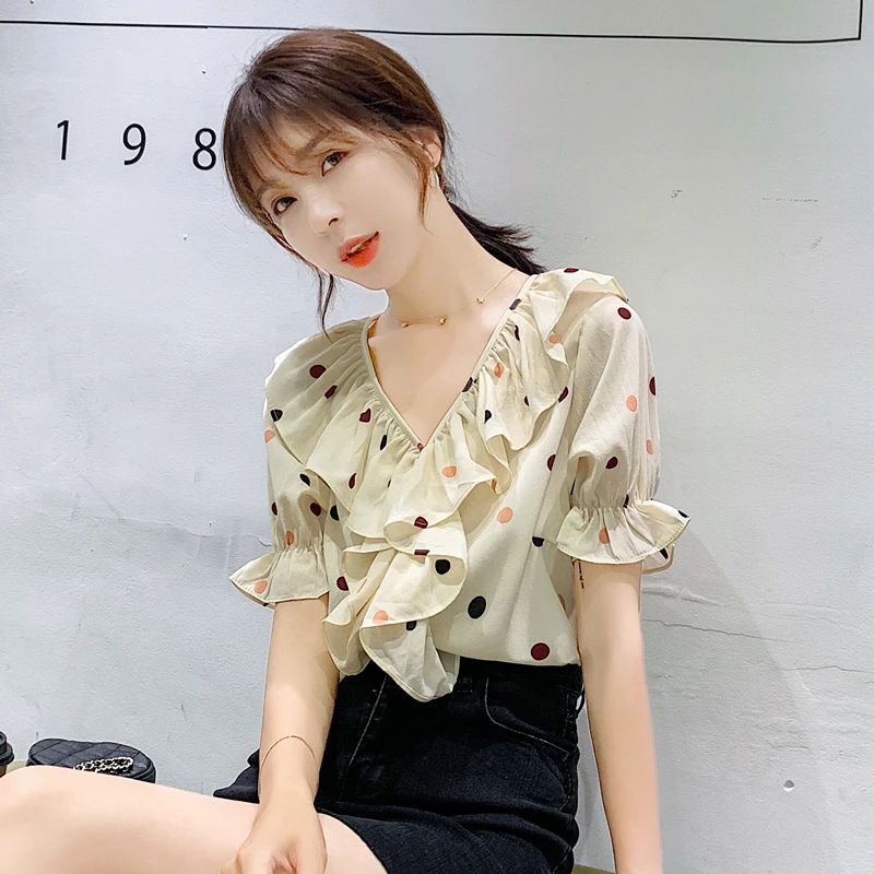 Chiffon Shirt Female Short Sleeve 2020 Summer New Lotus Leaf Wave Point Foreign Shirt Super Fairy Sweet Trumpet Sleeve Tops
Chiffon Shirt Female Short Sleeve 2020 Summer New Lotus Leaf Wave Point Foreign Shirt Super Fairy Sweet Trumpet Sleeve Tops
