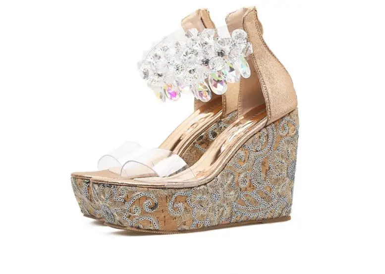 2018 Summer new water drill beads embroidered slope and thick bottom single-letter sandals