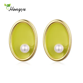 Hongye New Oval Pink Green Lacquer Fashion Pearl Stud Earrings for Women High Quality Metal Party Ear Jewelry Brincos 2020 
Hongye New Oval Pink Green Lacquer Fashion Pearl Stud Earrings for Women High Quality Metal Party Ear Jewelry Brincos 2020