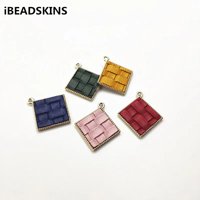 New arrival! 28x25mm 50pcs Zinc alloy with PU Square-shape charm for earrings accessories parts,jewelry making DIY
New arrival! 28x25mm 50pcs Zinc alloy with PU Square-shape charm for earrings accessories parts,jewelry making DIY