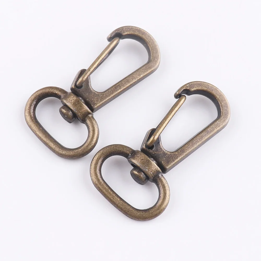 10 pcs Metal Swivel Trigger Bronze Lobster Clasps Clip Snap Hook Key Chain Ring Outdoor Lanyard Craft Bag Strap Belt Webbing
10 pcs Metal Swivel Trigger Bronze Lobster Clasps Clip Snap Hook Key Chain Ring Outdoor Lanyard Craft Bag Strap Belt Webbing
