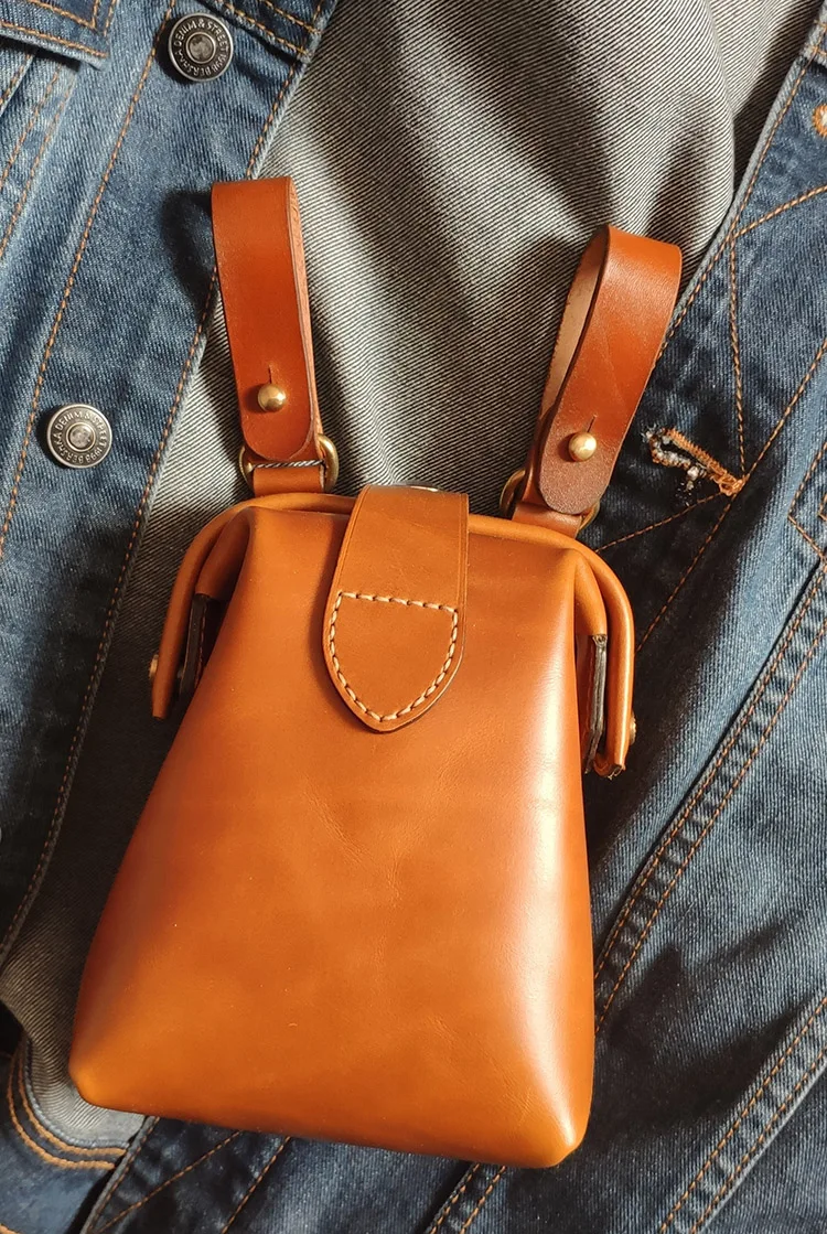 Big Capacity Waist Bag Cigarette Case Lighter Pipe HangHandmade Cowhide Lanyard Pure Card Camera Storage Sundries Hang Bag Gifts
Big Capacity Waist Bag Cigarette Case Lighter Pipe HangHandmade Cowhide Lanyard Pure Card Camera Storage Sundries Hang Bag Gifts