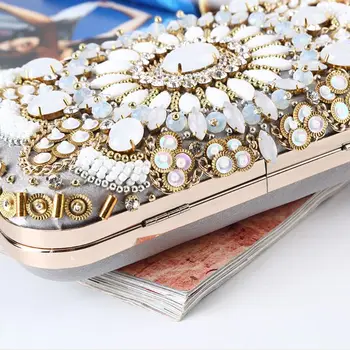 Women Vintage Evening Shoulder Bag Bridal Clutch Party Prom Wedding Beaded Handbag X7XC
Women Vintage Evening Shoulder Bag Bridal Clutch Party Prom Wedding Beaded Handbag X7XC