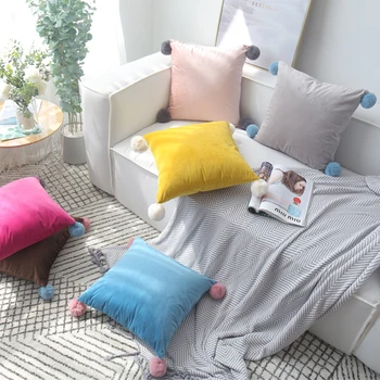 ins pillow solid color sofa cushion with faux fur balls living room bed square pillowcase modern princess
ins pillow solid color sofa cushion with faux fur balls living room bed square pillowcase modern princess