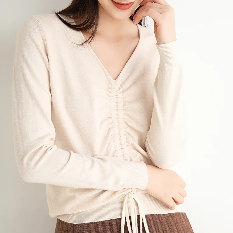 Women's sweater 2020 autumn and winter new style with solid color V-neck pullover drawstring long-sleeved cashmere sweater
Women's sweater 2020 autumn and winter new style with solid color V-neck pullover drawstring long-sleeved cashmere sweater