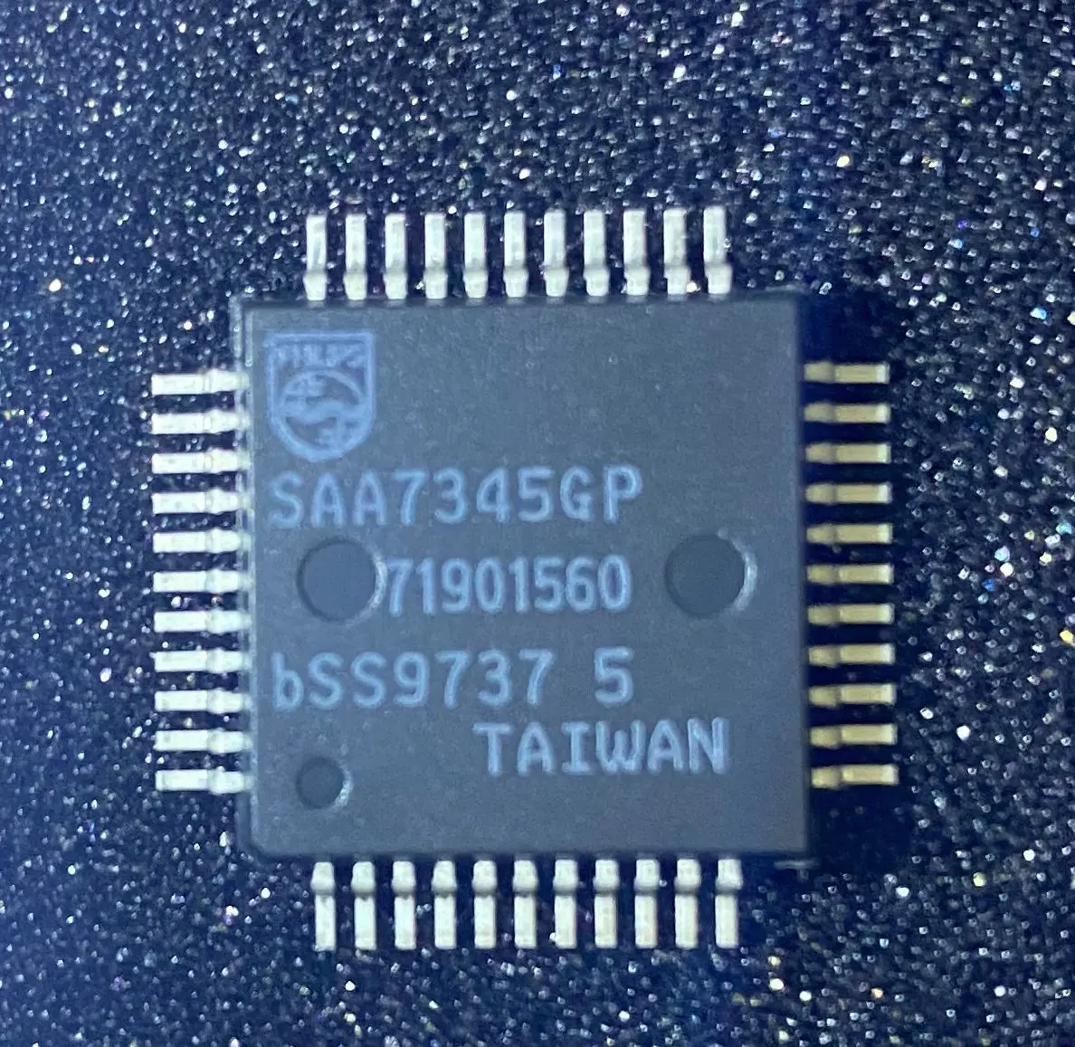 5~20PCS/lot SAA7345GP SAA7345GP/S5 SAA7345 original authentic 100% free shipping
5~20PCS/lot SAA7345GP SAA7345GP/S5 SAA7345 original authentic 100% free shipping