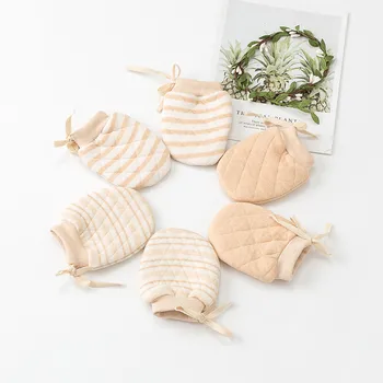 Infant Baby Mittens Soft Comfortable Glove For Newborn Natural Organic Cotton Baby Gloves Mittens Baby Scratch Mitten Warm
Infant Baby Mittens Soft Comfortable Glove For Newborn Natural Organic Cotton Baby Gloves Mittens Baby Scratch Mitten Warm