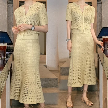 New Runway 2020 korean Women hollow out knitted cardigan Tops + High waist Knitting Casual Elastic skirts Clothes 2 piece set
New Runway 2020 korean Women hollow out knitted cardigan Tops + High waist Knitting Casual Elastic skirts Clothes 2 piece set