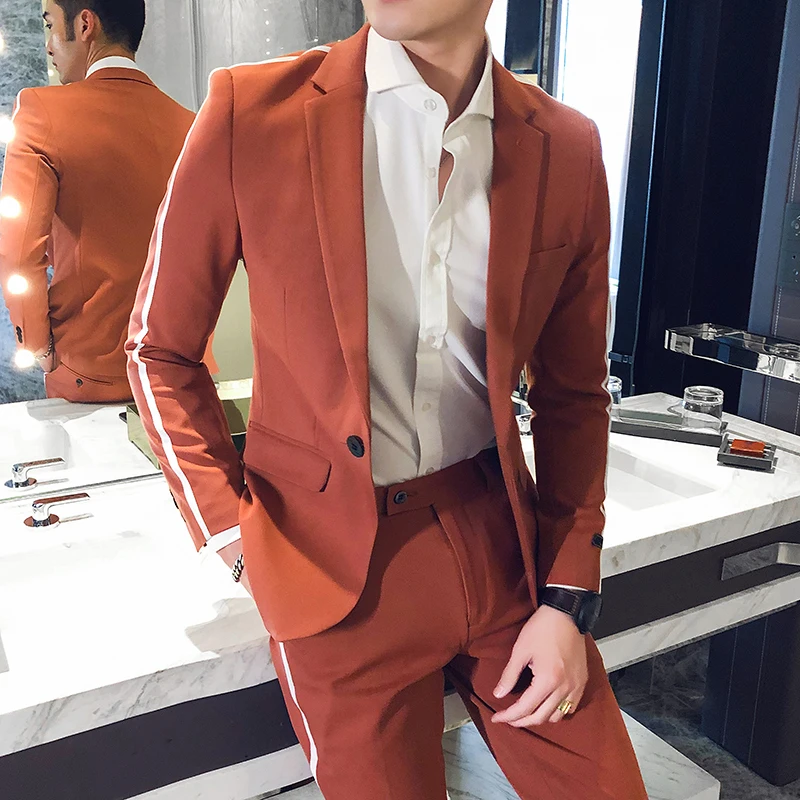 High Quality 2020 Men Suits With Pants Personality Shoulder Stripe Design Slim Fit Suit Men Formal Wear Wedding Suits For Men
High Quality 2020 Men Suits With Pants Personality Shoulder Stripe Design Slim Fit Suit Men Formal Wear Wedding Suits For Men