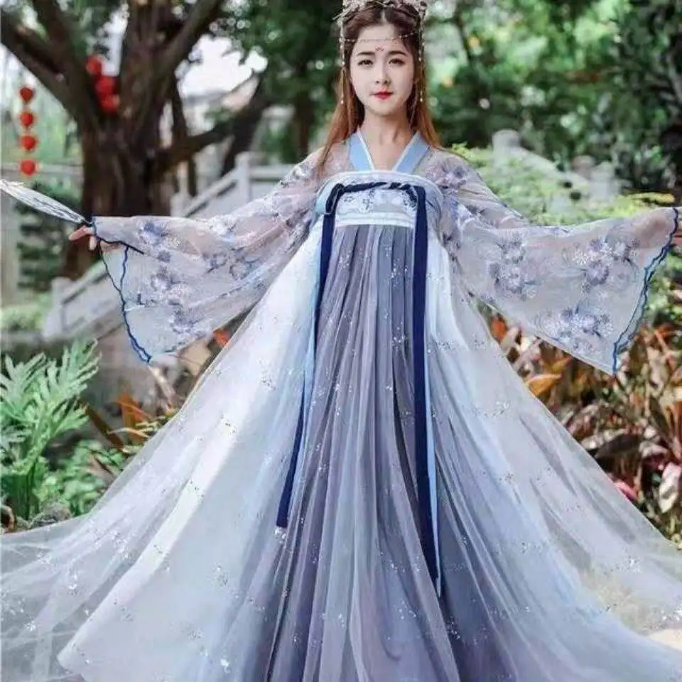 Chinese Traditional Hanfu Women Cosplay Robe Dance Set Fairy Costume Clothing Han Dynasty Ancient Chinese Dresses for Girls
Chinese Traditional Hanfu Women Cosplay Robe Dance Set Fairy Costume Clothing Han Dynasty Ancient Chinese Dresses for Girls