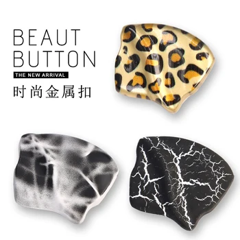 Leopard Sewing Metal Buttons Decorative for Clothing Crafts Jeans Overcoat Jacket Button Black Gold Large 20mm 30mm Needlework
Leopard Sewing Metal Buttons Decorative for Clothing Crafts Jeans Overcoat Jacket Button Black Gold Large 20mm 30mm Needlework