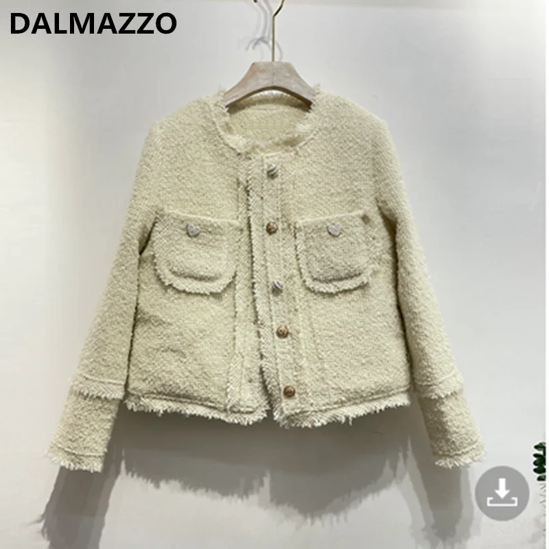 2022 New Autumn Winter Tweed Woolen Tassel Short Jacket Coat Women Single-Breasted Add Down Cotton Thick Tops Clothes Female 
2022 New Autumn Winter Tweed Woolen Tassel Short Jacket Coat Women Single-Breasted Add Down Cotton Thick Tops Clothes Female