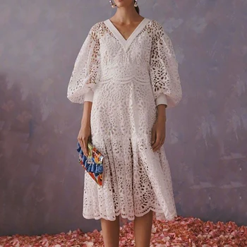 2020 Summer Solid Elegant Vacation Dress V-neck Lantern Sleeve Hollow Out Lace Wave Ruffles Dress Floral Draped Dress 
2020 Summer Solid Elegant Vacation Dress V-neck Lantern Sleeve Hollow Out Lace Wave Ruffles Dress Floral Draped Dress