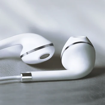 3.5mm Jack in Ear Earphones Wired Noise Cancelling headphones bass Stereo Headset Volume Control Earbuds mobile phone Earphone
3.5mm Jack in Ear Earphones Wired Noise Cancelling headphones bass Stereo Headset Volume Control Earbuds mobile phone Earphone