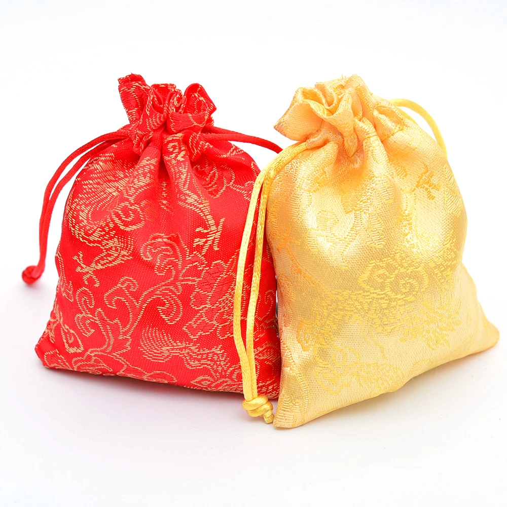 10x14cm Chinese Dragon Silk Embroider Gift Pouch Jewelry Packaging Pouch Bag Wedding Candy bag Party Favors Gift Bag 50pcs
10x14cm Chinese Dragon Silk Embroider Gift Pouch Jewelry Packaging Pouch Bag Wedding Candy bag Party Favors Gift Bag 50pcs