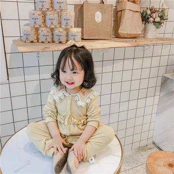 toddler 2020 new autumn rompers baby clothes Cute Lace Embroidered Square Collar Girls Long Sleeve Romper
toddler 2020 new autumn rompers baby clothes Cute Lace Embroidered Square Collar Girls Long Sleeve Romper