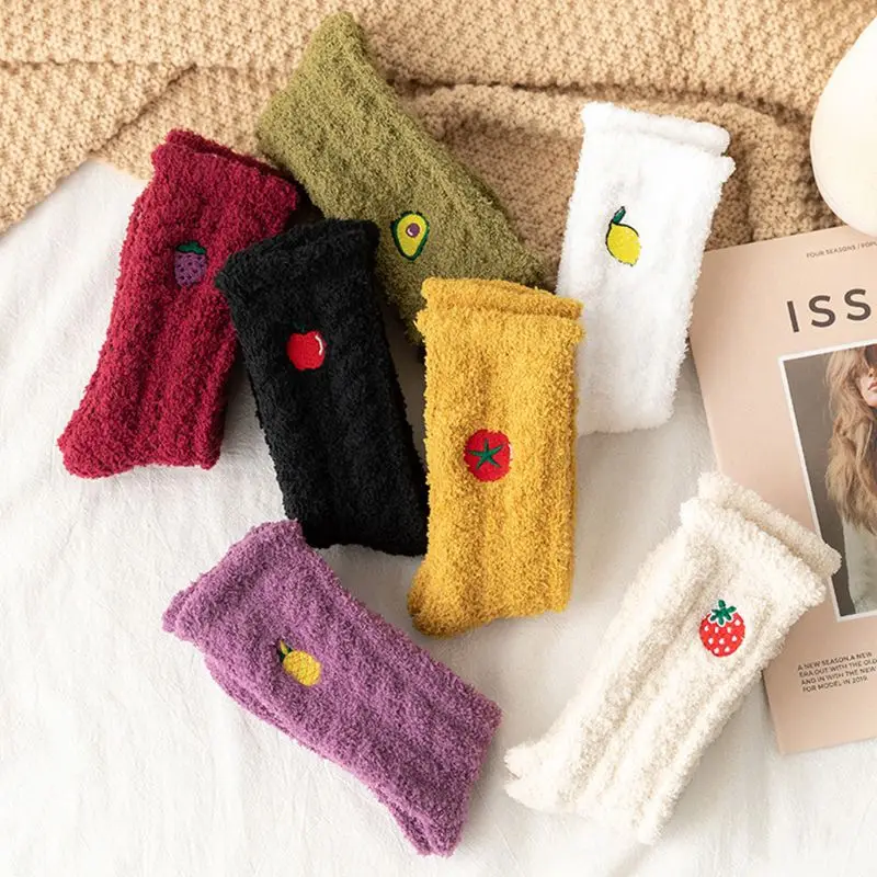 Socks Women Fruit Embroidery Coral Velvet Fuzzy Autumn Winter Woman Warm Kawaii White Black Thick Ladies Meias Soks calsetines
Socks Women Fruit Embroidery Coral Velvet Fuzzy Autumn Winter Woman Warm Kawaii White Black Thick Ladies Meias Soks calsetines