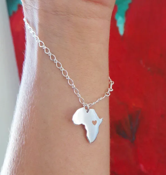Фото Country of South African Map Bracelet Adoption Ethiopia Ciondolo Africa Heart Charm Chain Bracelets for Women Ladies | Украшения и