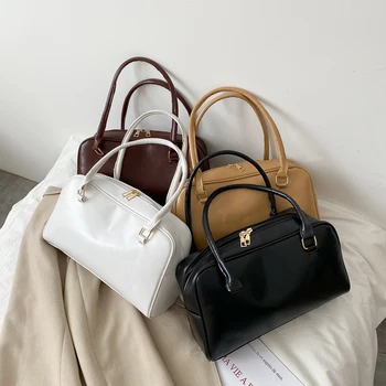 Women Handbag Short Travel Large Capacity Shoulder Bag Leather Solid Designer Bags Vintage Ladies Satchels Book Laptop Bag Tote
Women Handbag Short Travel Large Capacity Shoulder Bag Leather Solid Designer Bags Vintage Ladies Satchels Book Laptop Bag Tote