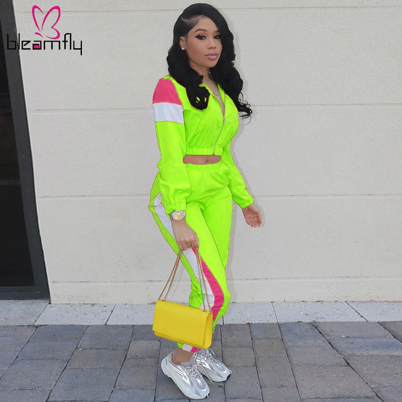 2019 Autumn Safari Style Women Tracksuit Patchwork Zipper Up Long Sleeve Crop Top Pencil Pants Two Piece Sporting Outfit 5color
2019 Autumn Safari Style Women Tracksuit Patchwork Zipper Up Long Sleeve Crop Top Pencil Pants Two Piece Sporting Outfit 5color